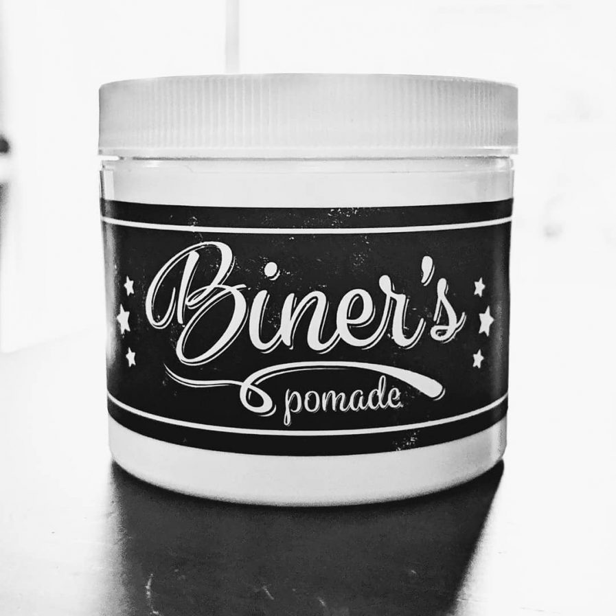 Pot of Biner's pomade ointment Quebec product